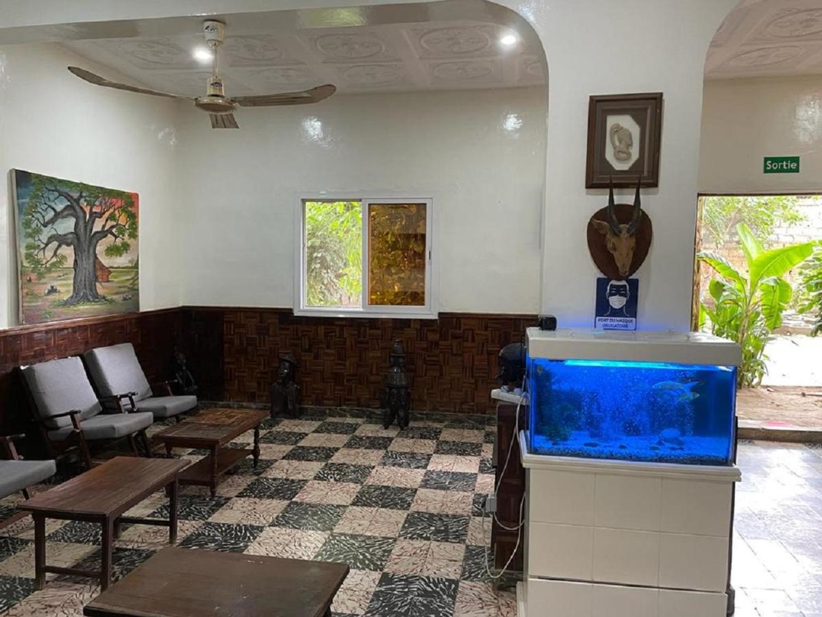 Hotel Ndaary Khassoum Sarl Ziguinchor Ngoại thất bức ảnh